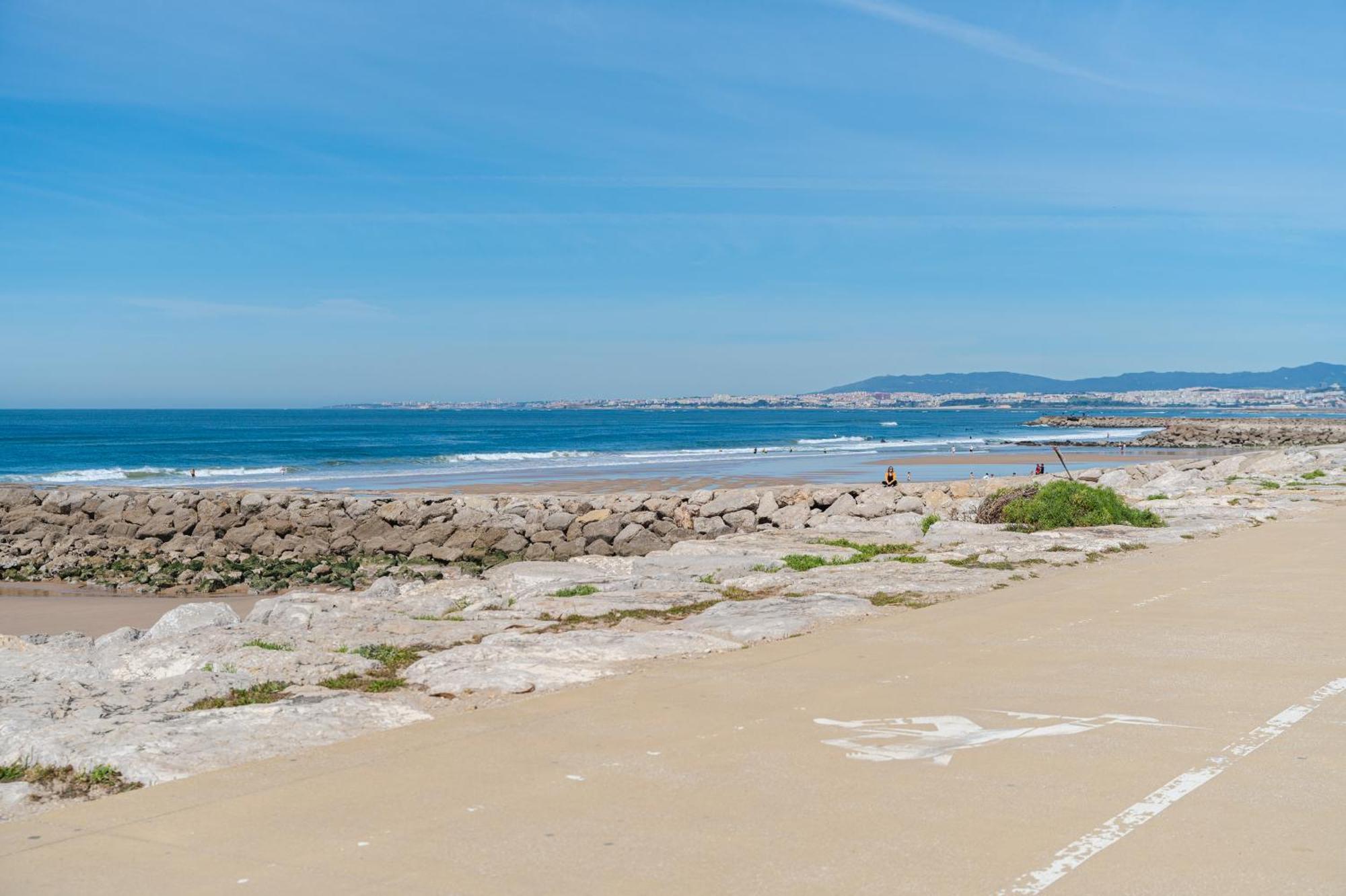 Sea View & Sundown, 150M From The Beach And Surf Spots Costa da Caparica Exterior photo